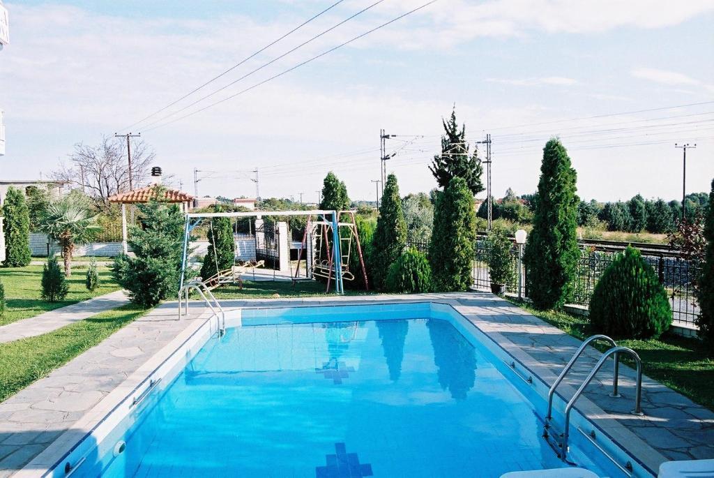 Villa Kolona Leptokaryá Buitenkant foto